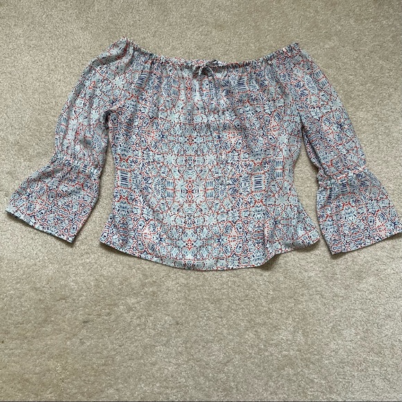 Cupcakes and Cashmere Off the Shoulder Blouse Womens Medium M Confetti Print - Picture 8 of 9